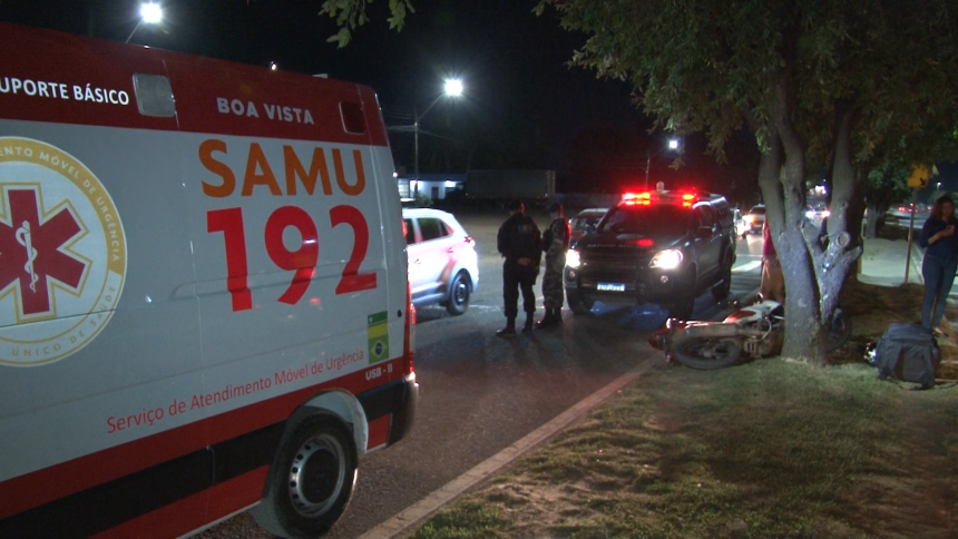 Dois homens ficam feridos após batida entre moto e bicicleta no bairro Pricumã