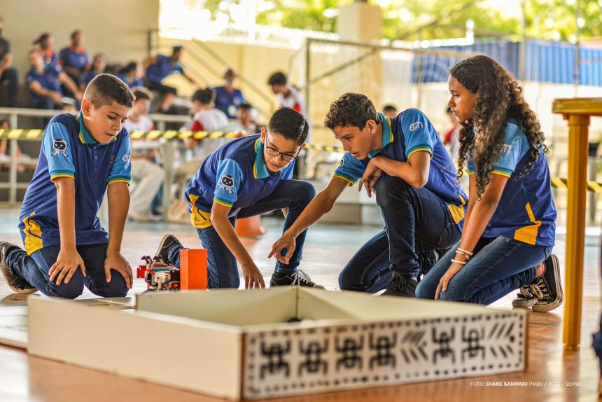 Alunos do Centro de Ciência, Tecnologia e Inovação são destaque em Olimpíada Brasileira de Robótica