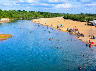 Defesa Civil Municipal orienta população sobre cuidados em balneários durante o verão