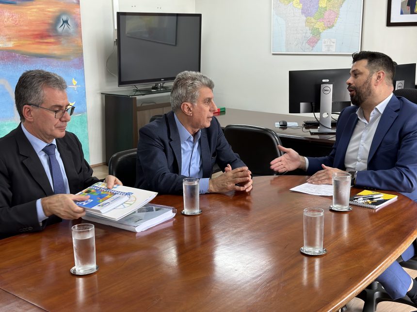 Romero Jucá e secretário nacional de Saneamento Ambiental discutem novos projetos de drenagem para Boa Vista