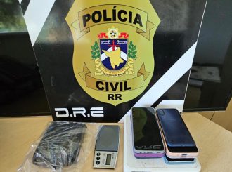 Mulher suspeita de gerenciar tráfico de drogas é presa no bairro São Bento