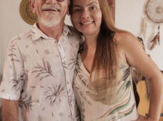 Cantor Neuber Uchôa recebe título de padrinho em campanha ‘Meu Pai Tem Nome’ da DPE-RR