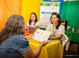 ‘Prefeitura com Você’ leva serviços gratuitos de saúde, empreendedorismo, finanças e outras orientações à população
