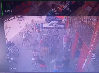 Grupo tenta fazer arrastão em frente a supermercado no bairro 13 de setembro; veja vídeo