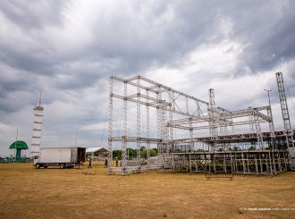 Mormaço Cultural 2023: estrutura para o festival começou a ser montada no Parque do Rio Branco