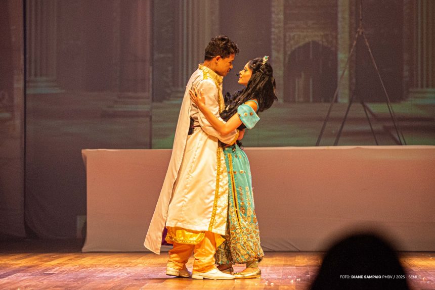 Espetáculo ‘Aladdin’ encanta plateia do Teatro Municipal
