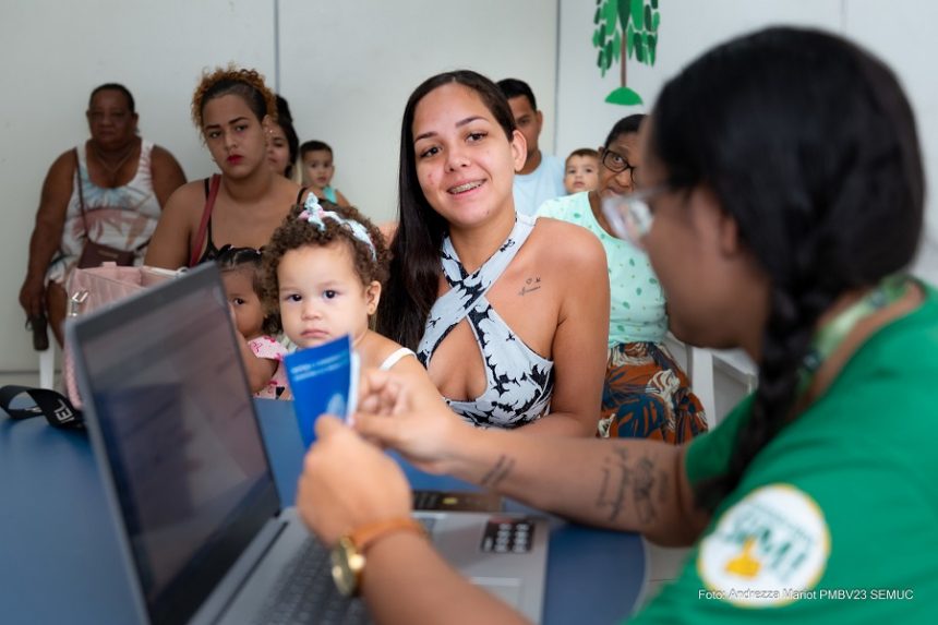 Beneficiários do programa Família que Acolhe recebem orientação e assistência jurídica gratuita