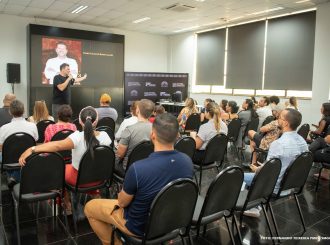 Empreendedores da gastronomia de Boa Vista trocam experiências com chef Carlos Bertolazzi em workshop