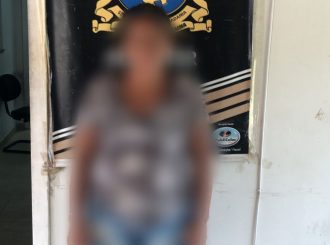 Mulher condenada a 15 anos de prisão por exploração sexual das filhas para comprar drogas é presa em RR