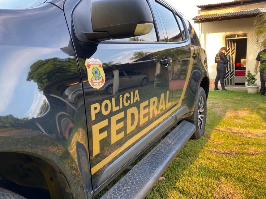 Polícia Federal prende duas pessoas em flagrante durante operação de combate ao abuso sexual infantil