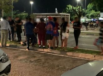 Criança de 8 anos é atropelada por carro ao tentar atravessar avenida no bairro São Vicente