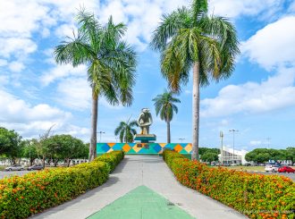Campanha de educação ambiental: população pode fazer descarte correto do lixo eletrônico neste sábado, na Praça do Centro Cívico
