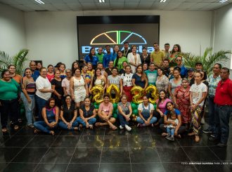 Empreendedores da feirinha do Parque do Rio Branco concluem curso de marketing digital