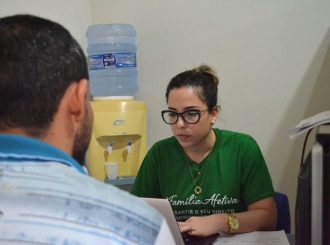 Homem preso injustamente após ser confundido por ter nome da mãe e data de nascimento igual de acusado, é solto