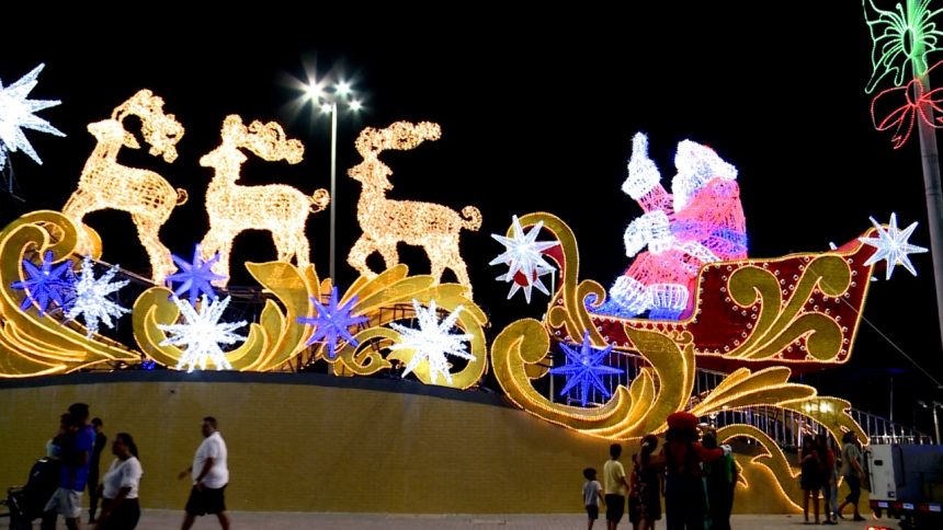 Acendimento de luzes no Parque do Rio Branco e Orla inicia programação de Natal na capital