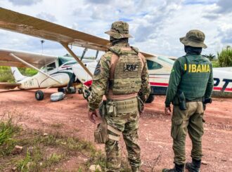 PRF apreende duas aeronaves, combustível e munições durante operação contra garimpo ilegal
