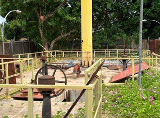 Moradores reclamam de forte odor de fezes em estação de esgoto no bairro Caranã: ‘não tem mais condições’