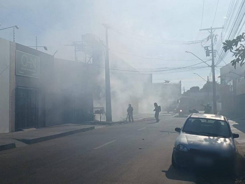 Incêndio em supermercado de Boa Vista deixa quarteirões próximos isolados; veja vídeo