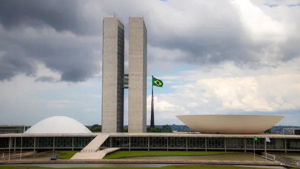 Infraestrutura Crítica: Câmara dos deputados aprova Projeto de Lei para uso de recursos do Fundo Amazônia para asfaltar BR-319