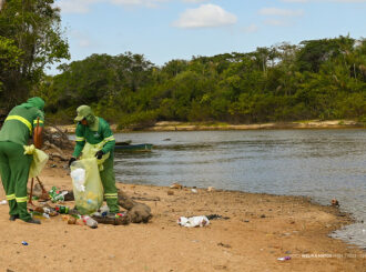 Equipes do mutirão da limpeza preservam praias de Boa Vista limpas após época de festas