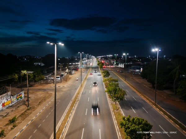 Avenida das Guianas em Boa Vista, recebe iluminação em Led