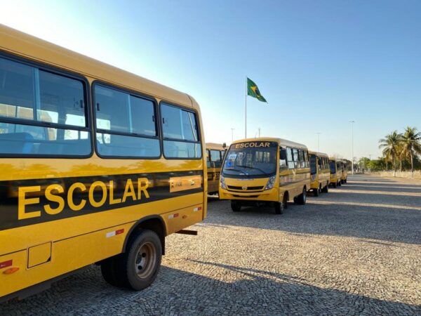 Pai de aluno denunciou precariedade do transporte escolar em Iracema