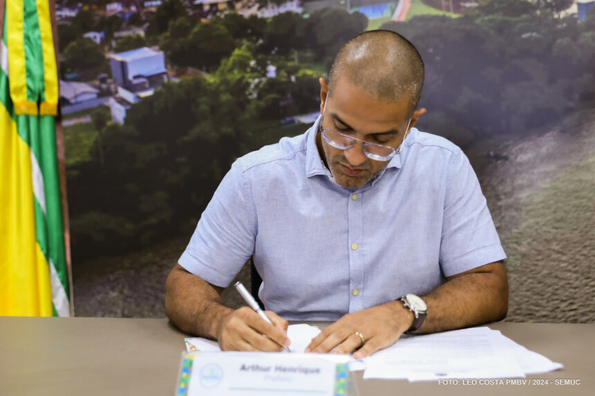 Arthur Henrique assina Ordem de Serviço para elaboração do primeiro Plano de Mobilidade Urbana de Boa Vista