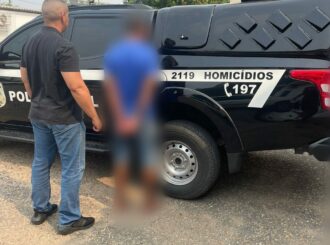 Detento é preso em flagrante após tentar matar irmão a facadas durante saída temporária em RR