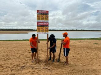 Defesa Civil Municipal instala placas de alerta e intensifica a fiscalização em balneários para evitar afogamentos em Boa Vista