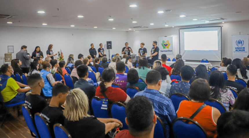 Evento gratuito em Boa Vista sensibiliza empresas para integração de migrantes e refugiados venezuelanos no mercado de trabalho