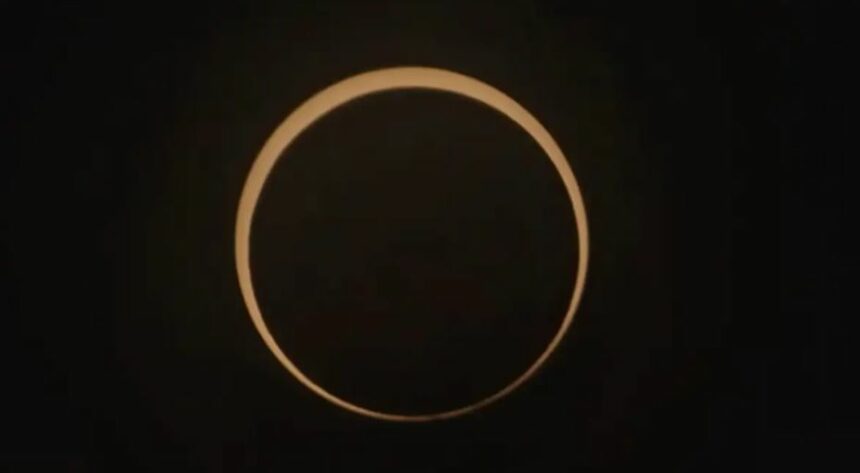 Eclipse total do Sol acontece na segunda; saiba como ver pela internet