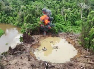 Forças Armadas destroem acampamentos de garimpo na Terra Yanomami