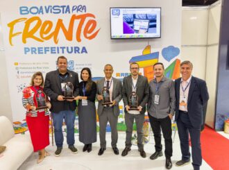 Arthur Henrique recebeu Prêmio ‘InovaCidade’ com projeto que identifica famílias em situação de vulnerabilidade social