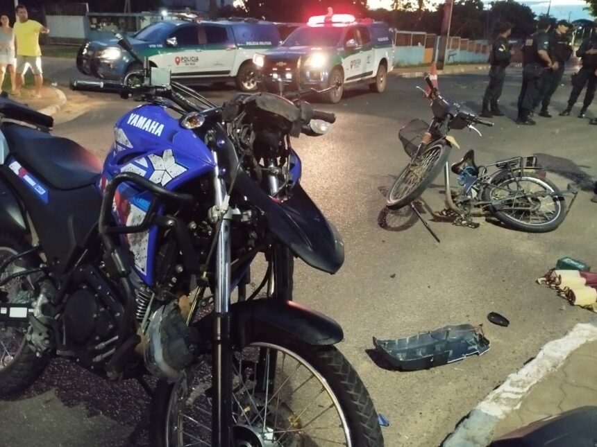 Acidente entre moto e bicicleta deixa um morto e dois feridos em avenida de Boa Vista