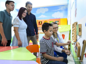 ‘Família que Acolhe’: programa da Prefeitura de Boa Vista oferta apoio na primeira infância para o desenvolvimento saudável da vida