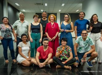 Premiada diretora vocal ministra oficina no Teatro Municipal para artistas de Boa Vista