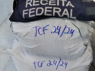 Receita Federal apreende 145 kg de camisas contrabandeadas da Guiana