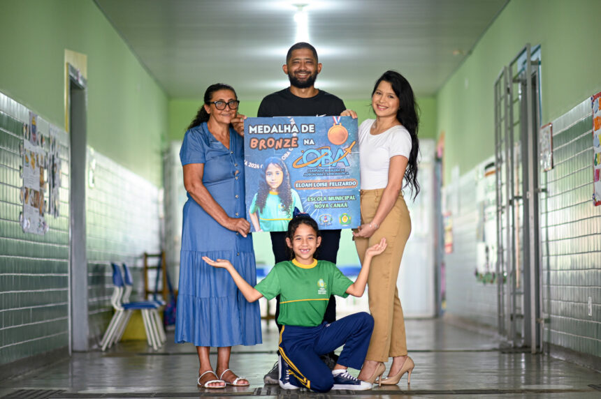 Aluna de escola municipal conquista medalha de bronze na Olimpíada Brasileira de Astronomia e Astronáutica