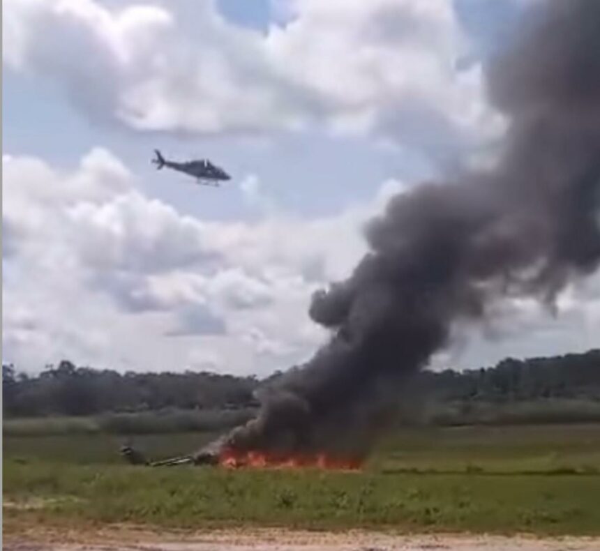 PRF destrói helicóptero durante operação contra garimpo ilegal em terras indígenas de RR