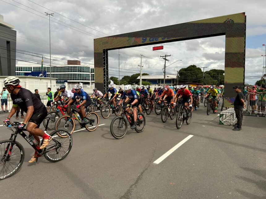 Mais de 700 ciclistas participam do quarto dia de comemorações do aniversário de Boa Vista