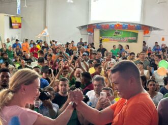 Teresa Surita anuncia apoio a Joelson Costa à prefeitura de Mucajaí
