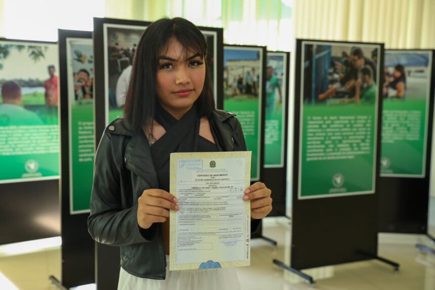 Conquista: mulher trans indígena tem nome, gênero e etnia retificados em Roraima