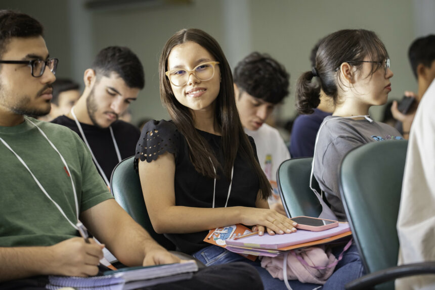 ‘Aulão do Estudante’ ocorre neste sábado gratuitamente para incentivar jovens que buscam formação superior