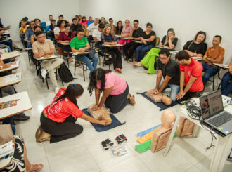 Servidores das escolas municipais de Boa Vista aprendem ‘primeiros socorros’ durante capacitação promovida pela Prefeitura
