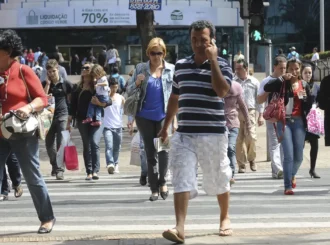 Taxa de desemprego recua em 15 estados no segundo trimestre, diz IBGE
