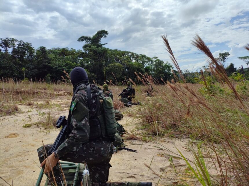 Operação das Forças Armadas apreende 14 toneladas de cassiterita ilegal na Terra Yanomami