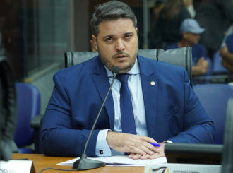 Deputado relata ameaça recebida após posicionamento em comissão especial que analisa impeachment do governador de RR