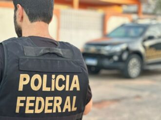 Polícia Federal deflagra operação e cumpre mandados na casa de Chiquinho Rufino, candidato a prefeito em Mucajaí