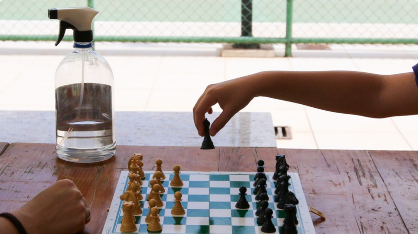 Escola brasileira está entre as três melhores do mundo