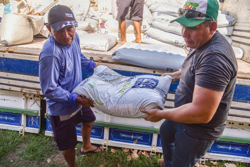 Prefeitura de Boa Vista inicia entrega de mais de 40 toneladas de fertilizantes em comunidades indígenas da capital